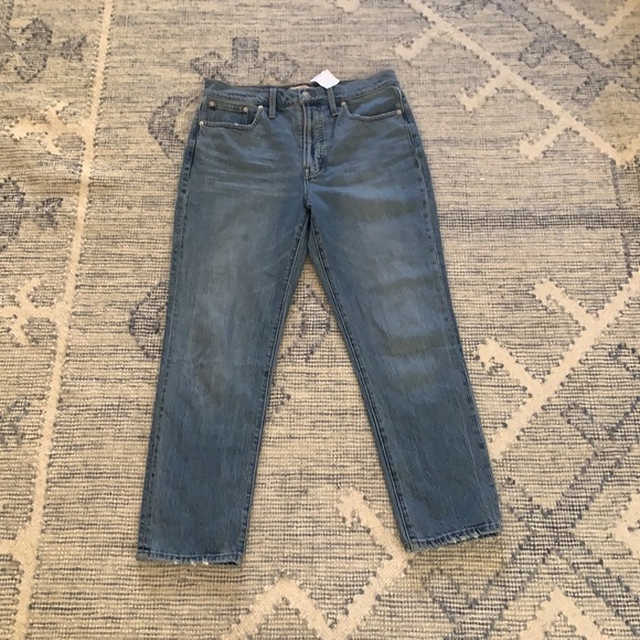 The Perfect Vintage Jean in Belbury Wash: Denim Edition NC327 - Picture 3 of 6